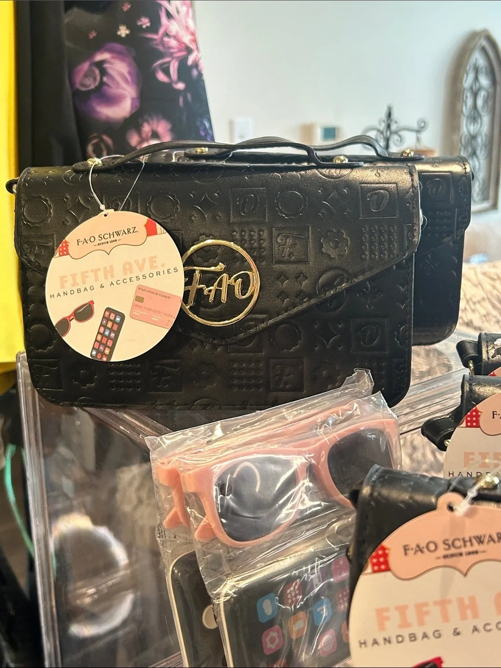 FAO Schwarz Girls Black Embossed Mini Handbag Set of 5 & Sunglass Set of 2 NWT